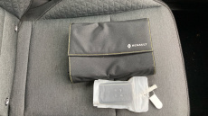 Renault Captur 1.3 TCE 140 Iconic 5dr Petrol Hatchback